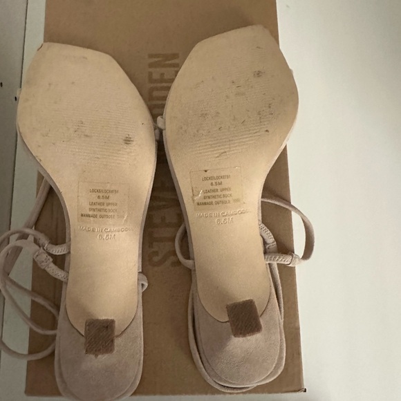Steve Madden Lockd taupe raffia heels - Picture 4 of 5